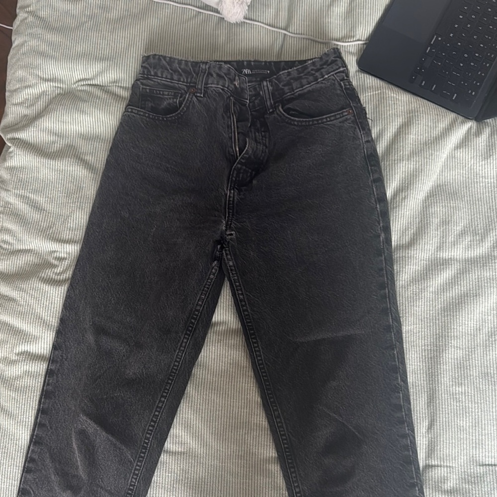 Zara  women washed black mom Jeans